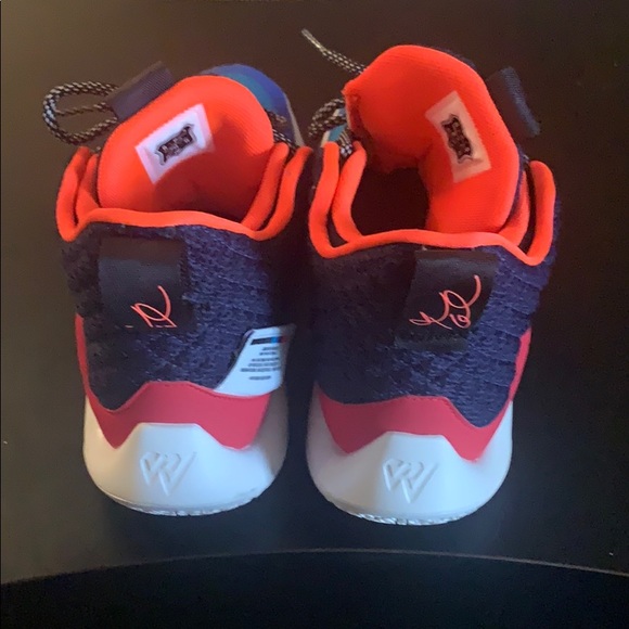 Jordan - Picture 3 of 3